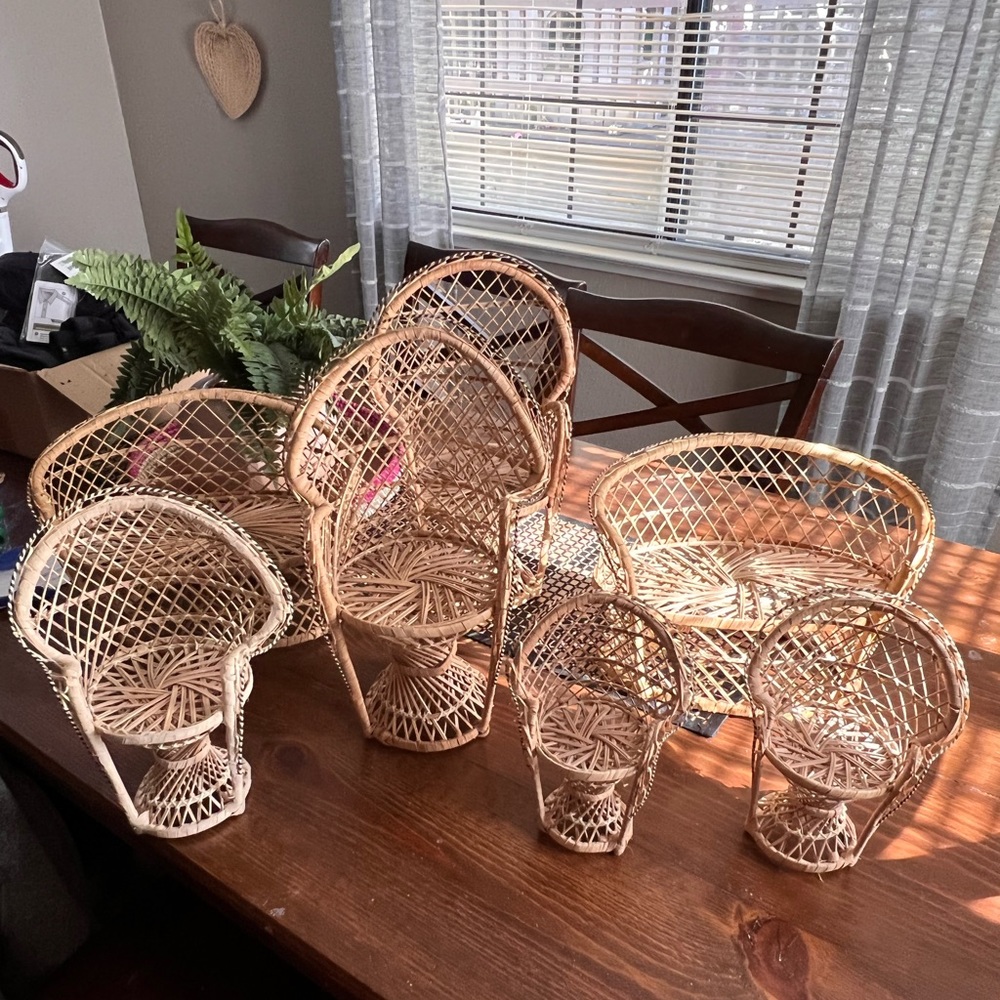 Wicker plant stands